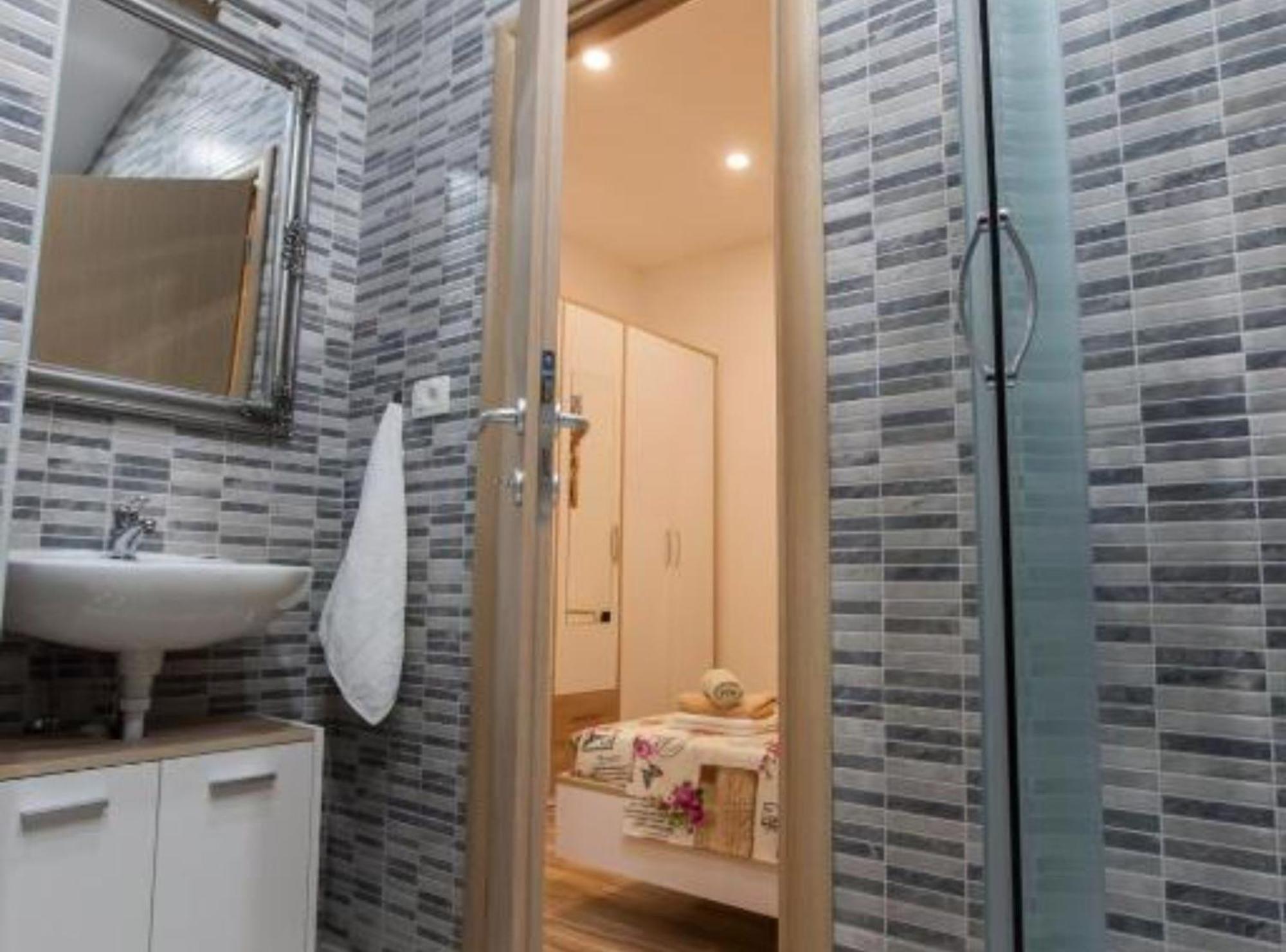 Apartment Dalmatia Kaštela Eksteriør billede