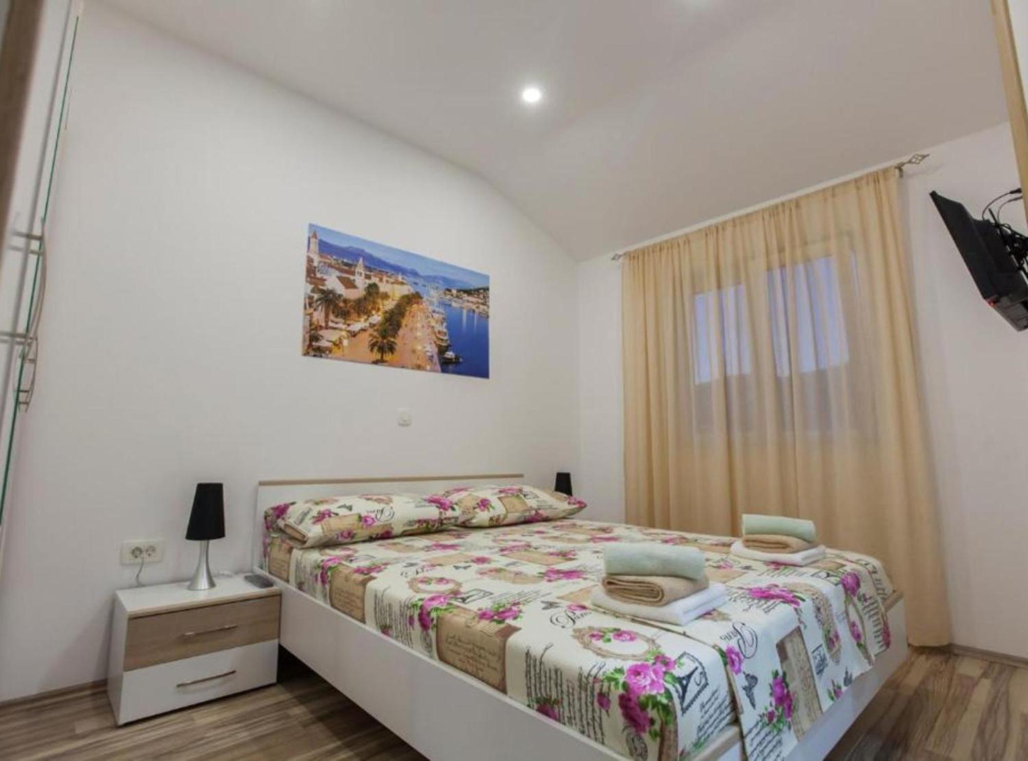 Apartment Dalmatia Kaštela Eksteriør billede