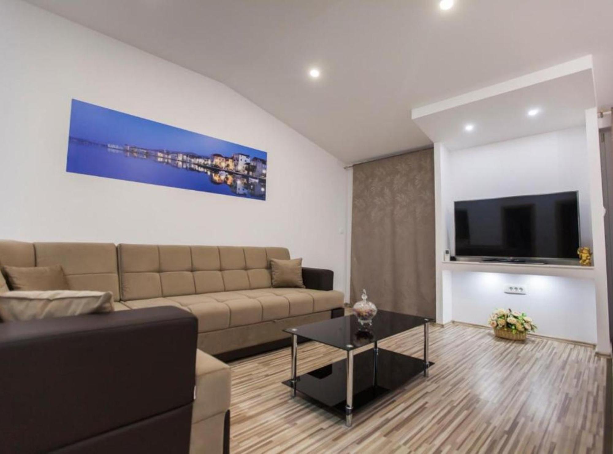 Apartment Dalmatia Kaštela Eksteriør billede