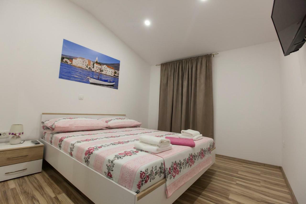 Apartment Dalmatia Kaštela Eksteriør billede