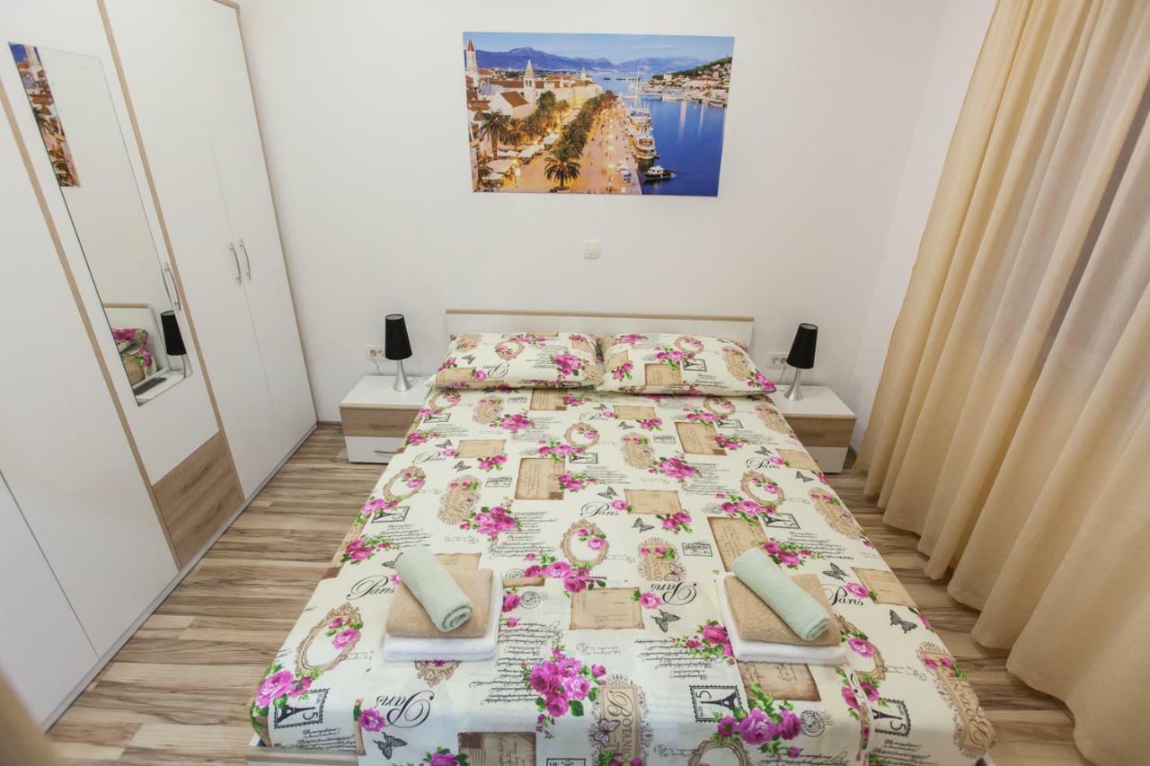 Apartment Dalmatia Kaštela Eksteriør billede